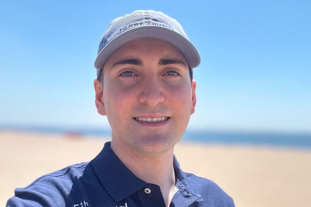 A Former Starbucks Employee’s Side Hustle Earns $70k Monthly