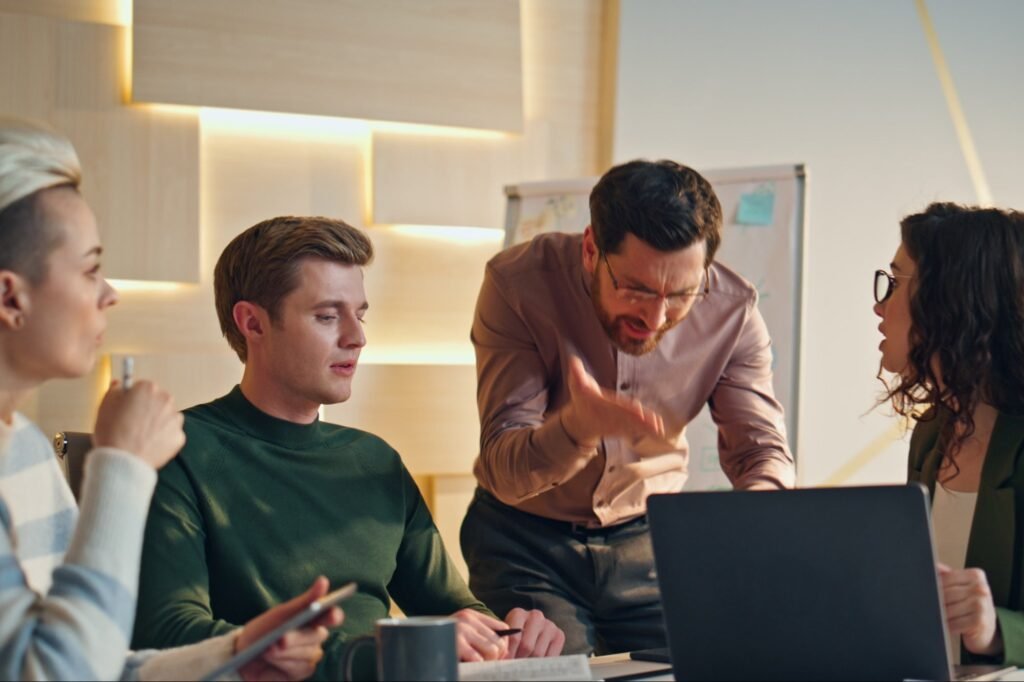 How to Create and Maintain a Positive and Respectful Work Environment