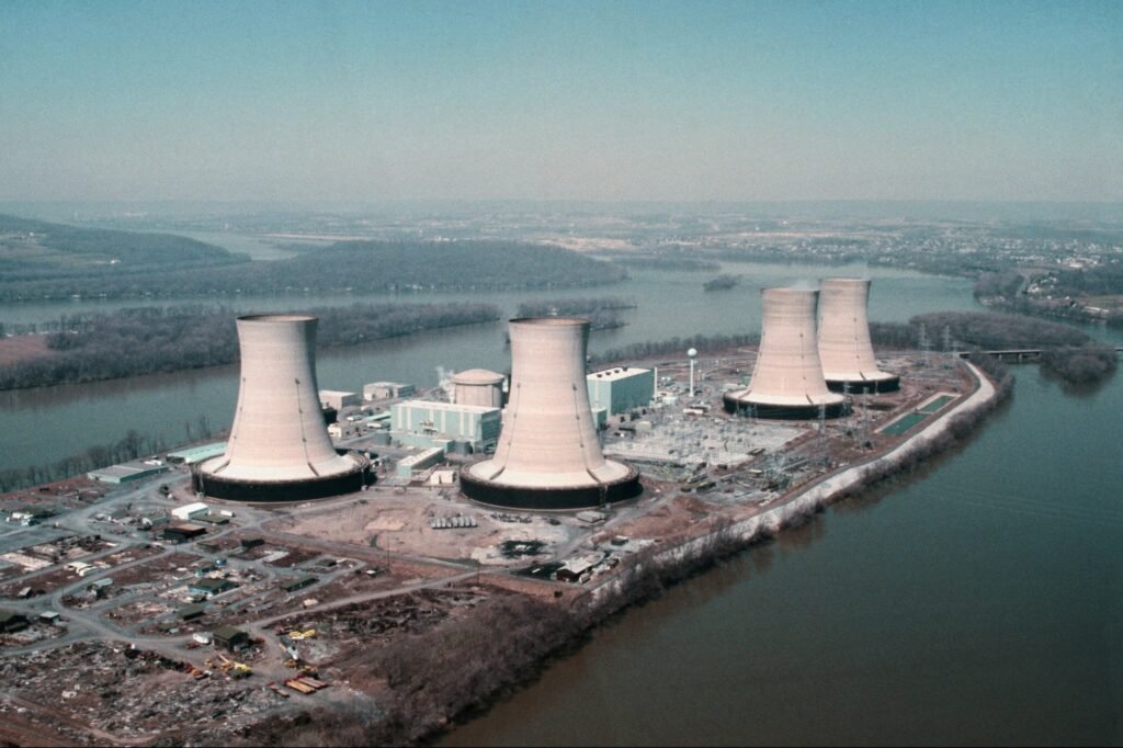 Microsoft’s Next Power Source for AI Data Centers Is Nuclear