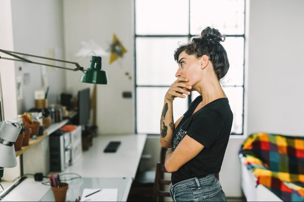 2 Ways to Declutter Your Day and Unleash Creative Freedom